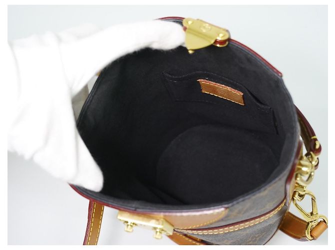 Louis Vuitton Duffle Monogram Canvas Marrone - vista 4