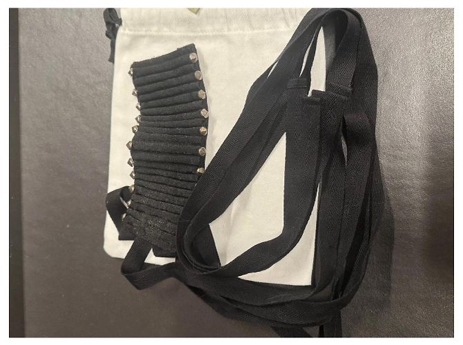 Collo plissettato con borchie nero Ann Demeulemeester - vista 4