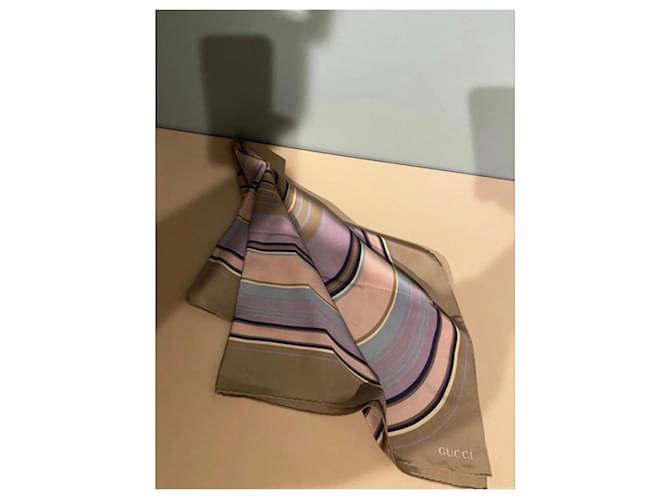 Gucci Seidenschal Braun Pink Blau Beige Grau - Ansicht 2
