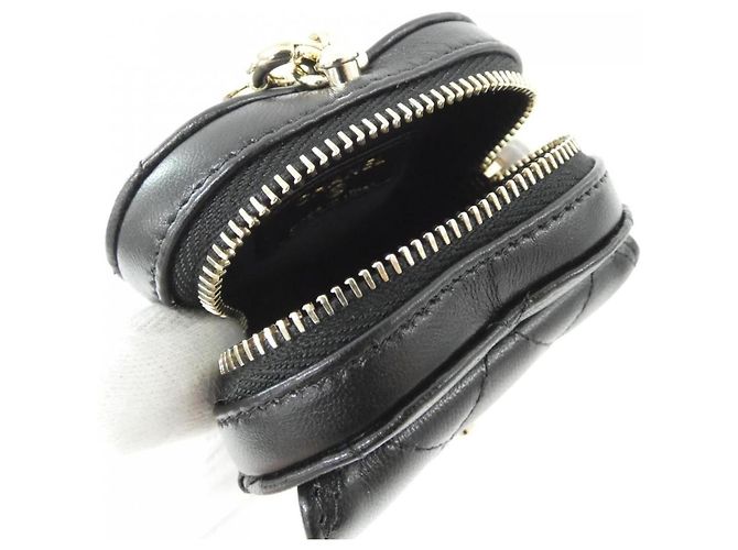 Charm per borsa in pelle Chanel AP4838 Nero D'oro - vista 7