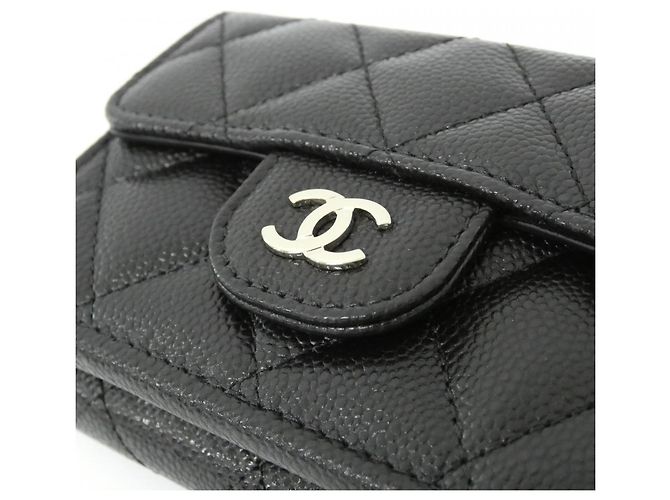 Portafoglio a tre pieghe Chanel Timeless Classic Line AP0230 Nero - vista 3