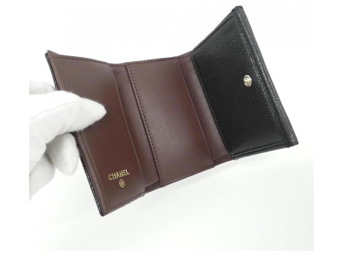 Portafoglio a tre pieghe Chanel Timeless Classic Line AP0230 Nero - vista 4