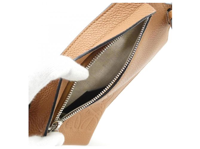 Bolsa de ombro Loewe Vertical T Pocket Marrom - vista 6