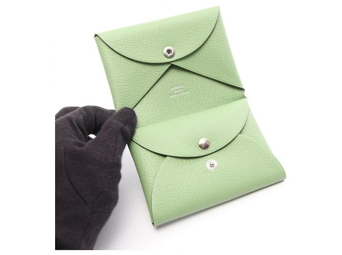 Hermès Cartera Hermes Calvi Duo Vert Cricket Verde - vista 3