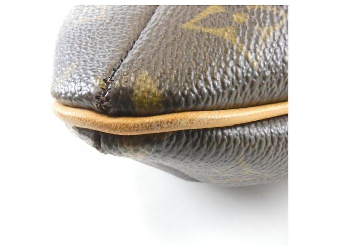 Borsa a tracolla Louis Vuitton Monogram Musette Marrone - vista 3