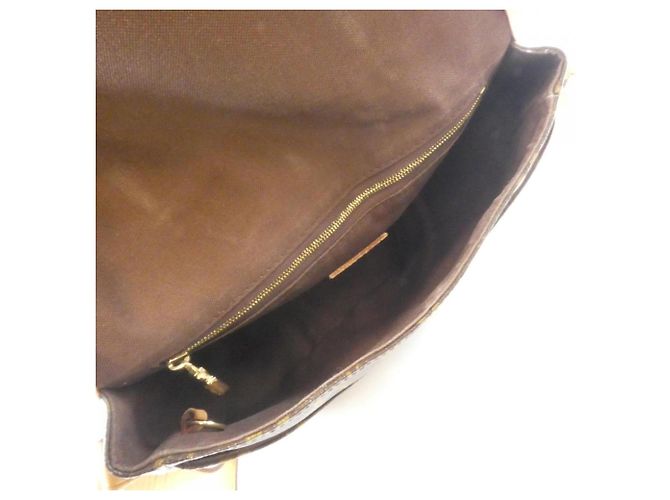 Borsa a Spalla Louis Vuitton Monogram Menilmontant PM Marrone - vista 10