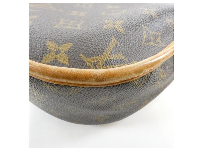 Borsa a Spalla Louis Vuitton Monogram Menilmontant PM Marrone - vista 3