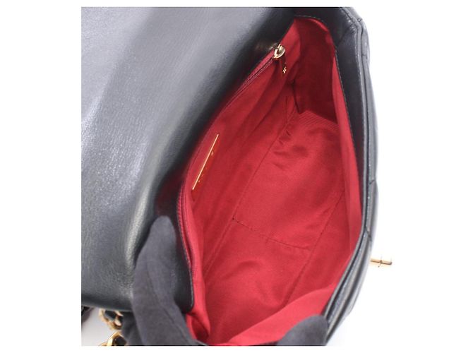 Chanel 19 Dixneuf Matelassé Borsa a Spalla 2-Way Nero - vista 3