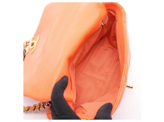 Borsa Chanel 19 Dixneuf Matelassé Arancione - vista 3