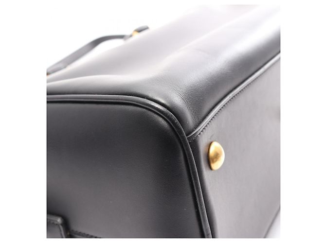 Yves Saint Laurent Classic Duffle Handtasche Schwarz - Ansicht 9