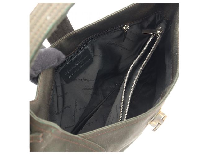 Borsa a tracolla Salvatore Ferragamo Gancini Verde - vista 3