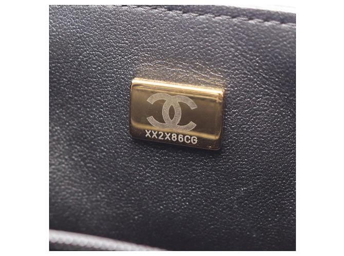 Borsa a tracolla Chanel Mini Matelassé in agnello Nero - vista 5