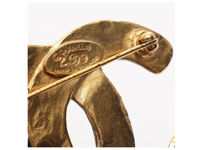 Spilla Chanel Coco Mark placcata oro D'oro - vista 4