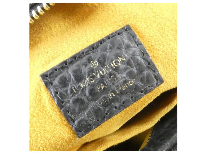 Borsa Louis Vuitton Monogram Denim Neo Cabby MM Nero - vista 8