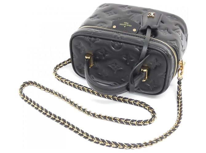 Borsa Louis Vuitton Monogram Vanity Coussin PM Nero - vista 6