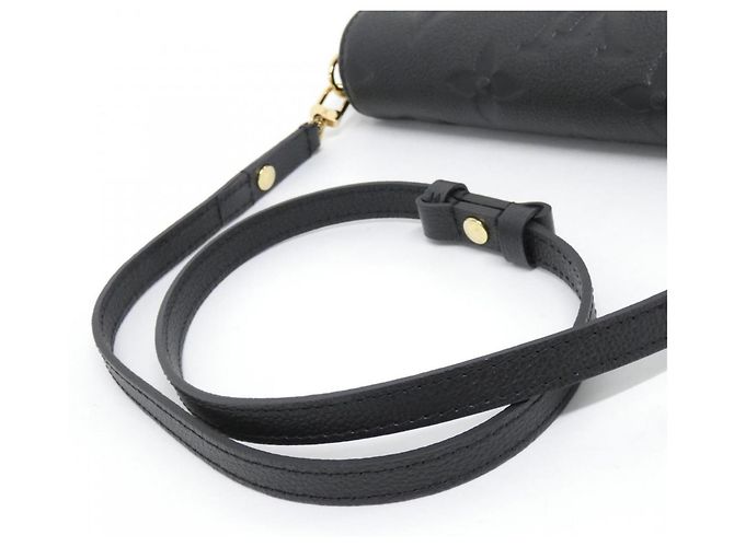Portafoglio con catena Louis Vuitton Monogram Empreinte Ivy M82154 Borsa a tracolla Nero - vista 4