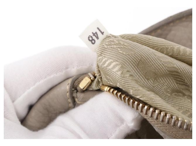 Borsa PRADA in pelle 2way Grigio Oro Auth bs36168 Marrone D'oro - vista 12