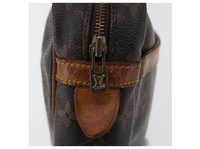 LOUIS VUITTON Monogram Compiegne 28 Clutch Bag M51845 LV Auth BA14316 Monogramma - vista 8