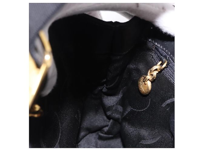 Borsa a mano Salvatore Ferragamo in tela nero e oro Auth bs36090A D'oro - vista 18