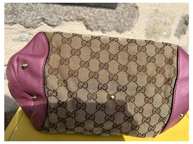 Gucci Borsa Boston in tela monogramma con charm a cuore Rosa Beige - vista 4