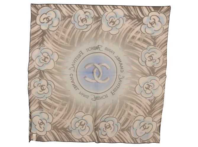 Sciarpa CHANEL in seta grigia CC Auth 186611A Marrone - vista 7