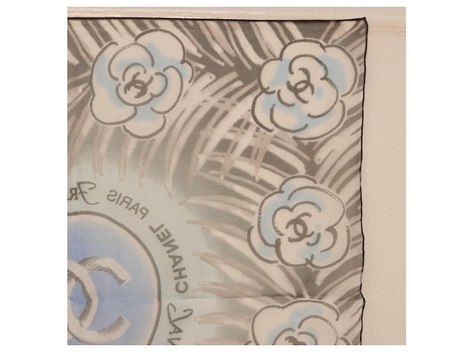 Sciarpa CHANEL in seta grigia CC Auth 186611A Marrone - vista 9