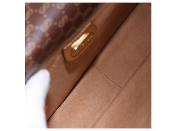 Bolsa de Ombro GUCCI Micro GG Supreme PVC Marrom Ouro 001 261 0688 Auth BA14319A Dourado - vista 17