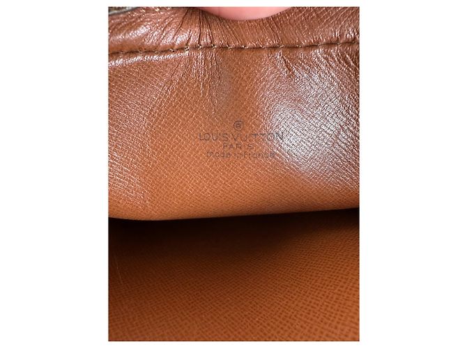 Beauty case Vintage Louis Vuitton Monogram Canvas Marrone - vista 4