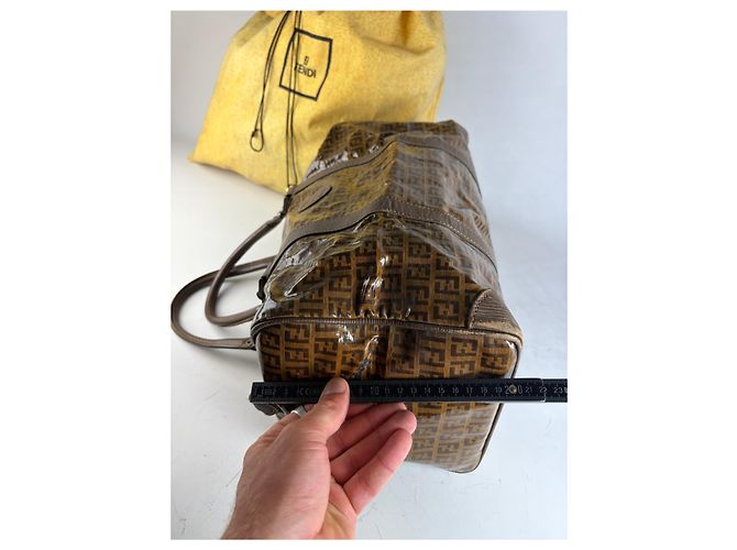 Vintage Fendi FF Monogramm Canvas Weekender Tasche Braun Tan - Ansicht 12