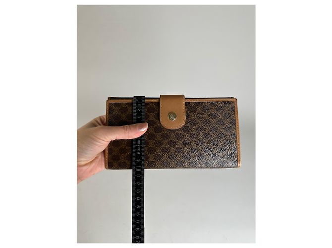 Céline Clutch Cartera Vintage Celine Monogram Canvas Marrón Tan Castaño - vista 6
