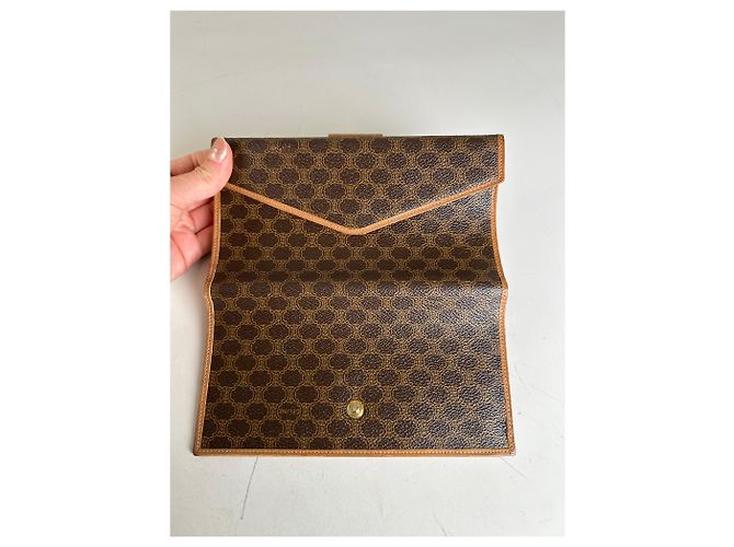 Céline Clutch Cartera Vintage Celine Monogram Canvas Marrón Tan Castaño - vista 7