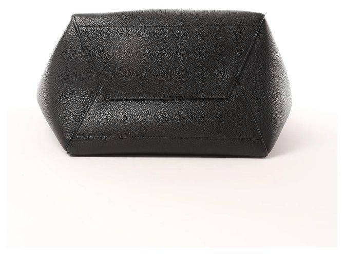 Céline CELINE Seau Sangle Bucket Leather Shoulder Bag en noir - vue 7