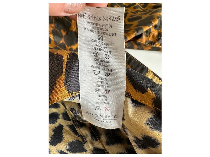 Cappotto vintage Givenchy in misto seta con stampa leopardata giallo e marrone L - vista 11