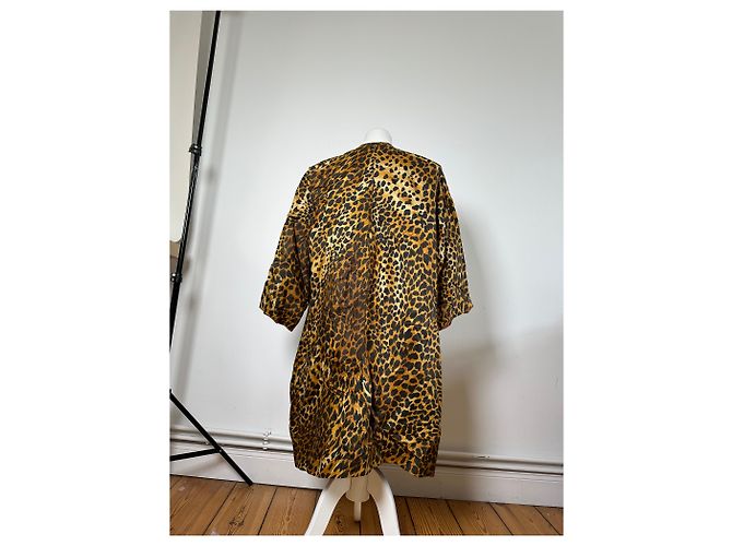 Cappotto vintage Givenchy in misto seta con stampa leopardata giallo e marrone L - vista 15