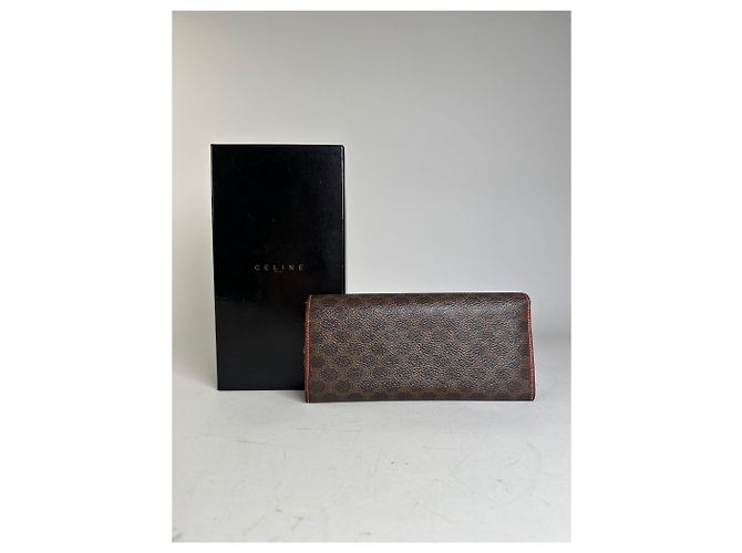 Luggage Céline Vintage Celine Macadam Monogram Leather Zip Wallet Brown Tan - view 2