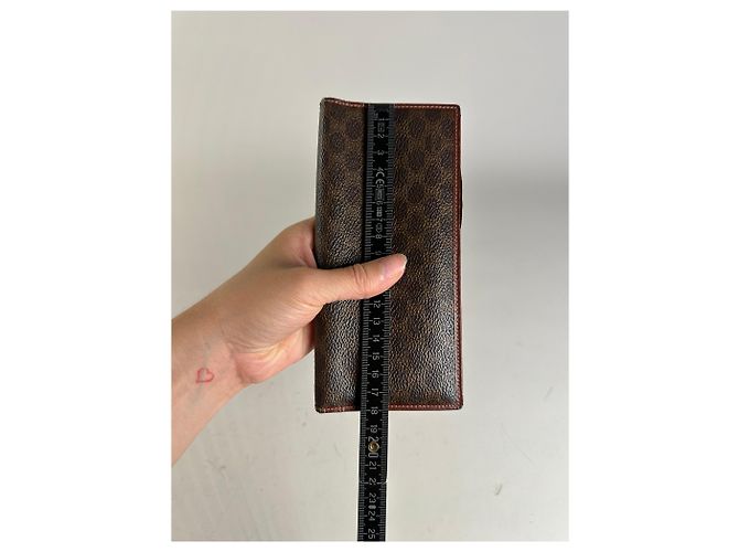 Luggage Céline Vintage Celine Macadam Monogram Leather Zip Wallet Brown Tan - view 9