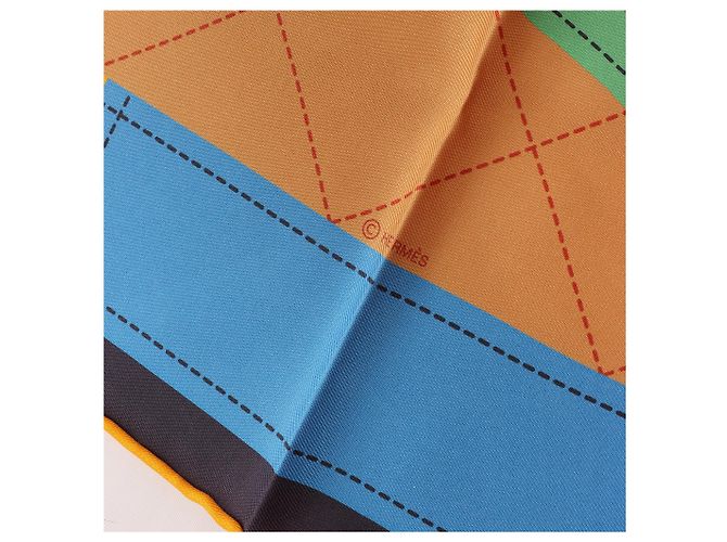 Carré 90 Hermès Double Face "Tapis de Selle" in seta Arancione - vista 11