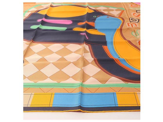 Carré 90 Hermès Double Face "Tapis de Selle" in seta Arancione - vista 5
