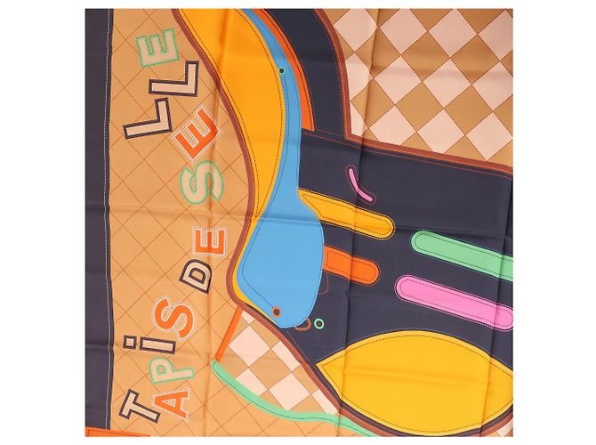 Carré 90 Hermès Double Face "Tapis de Selle" in seta Arancione - vista 9