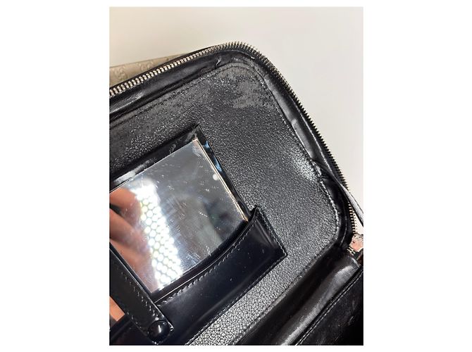 Tote Vintage Gucci in vernice nero e argento - vista 5