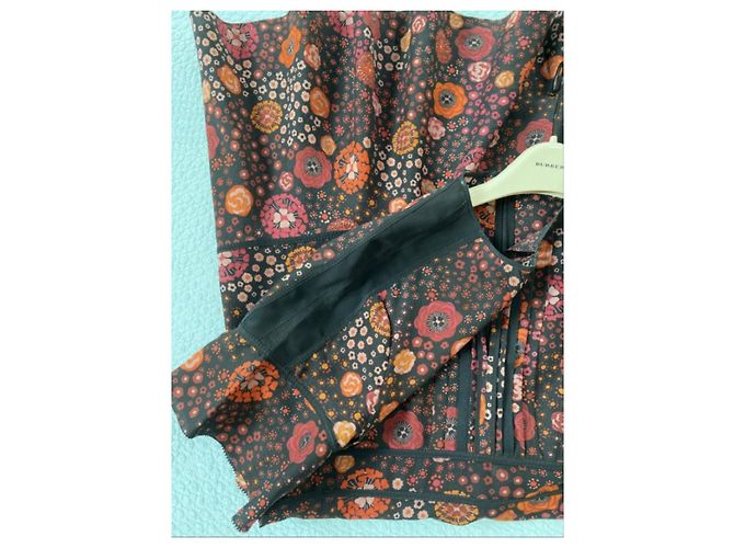 Burberry Seidenkleid mit Blumenprint Schwarz Pink Orange Bordeaux - Ansicht 6