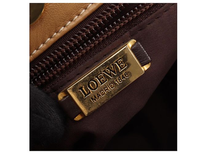 Borsa Loewe Anagram in pelle beige - vista 4