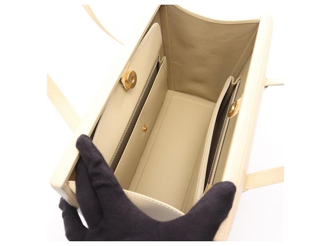Borsa a mano in pelle avorio Loewe Crudo - vista 3