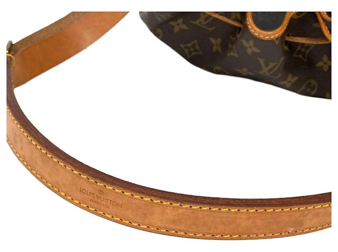 Noe Borsa a Spalla Louis Vuitton Petit Noé Marrone Monogramma - vista 9