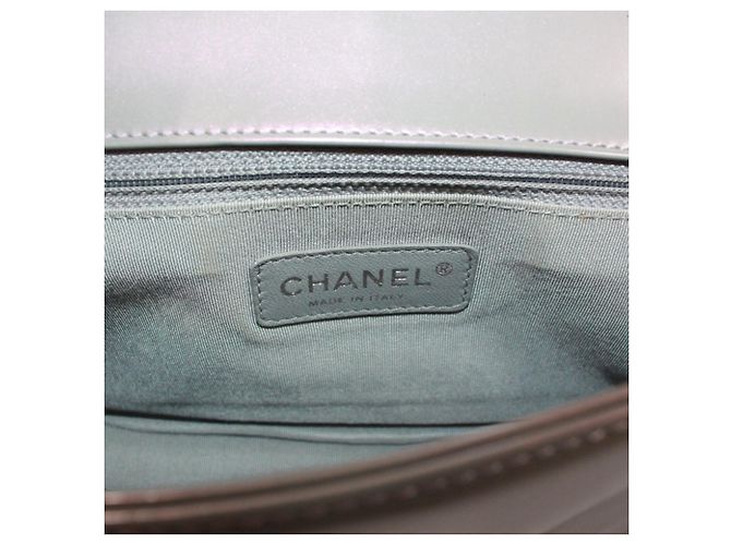 Borsa a tracolla Chanel Boy Chanel Metallico - vista 8