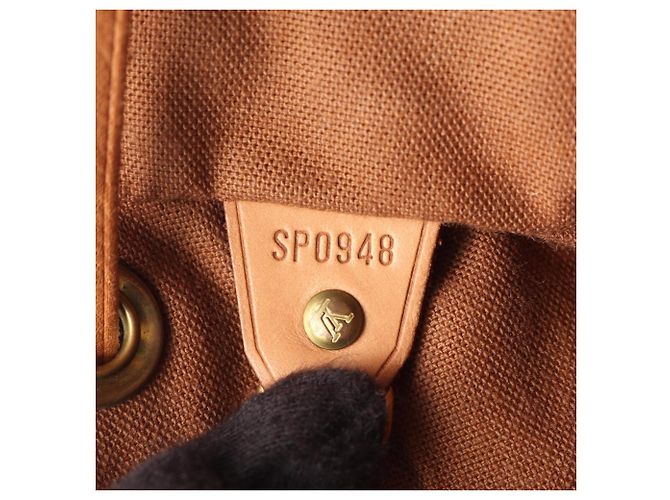 Zaino/Borsa Louis Vuitton Montsouris MM Marrone - vista 5