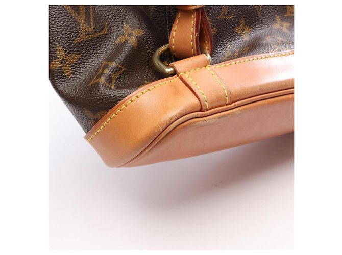 Zaino/Borsa Louis Vuitton Montsouris MM Marrone - vista 9