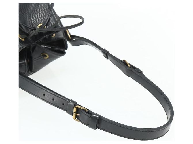 Louis Vuitton Noe Epi Leather Large Nero - vista 7