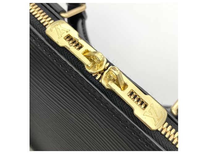 Borsa Alma Louis Vuitton in pelle Epi Nero - vista 8