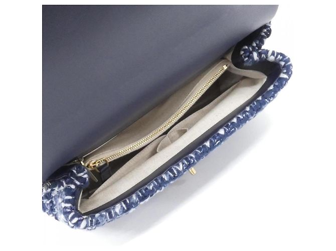 Borsa Chanel 92991 in tweed e pelle blu navy - vista 6